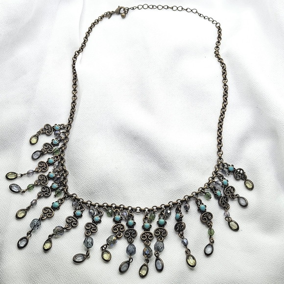 Vintage Avon Blue and Green Fringe Necklace - Picture 4 of 4